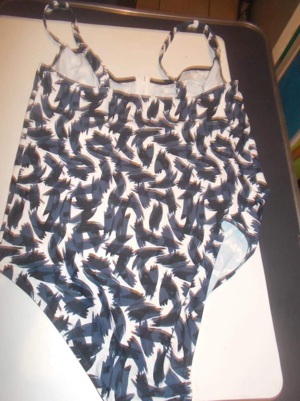 Heel mooi damesbadpak maat 42/44 - merk SIMONE Pérèle, blauw en wit – photo 3